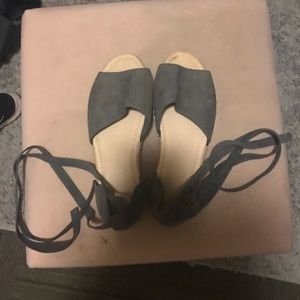 Gray wrap platform sandals